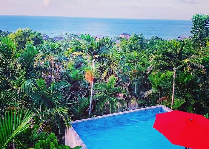 The Coconut Palm - Ocean View W/ Pool Ocho Ríos